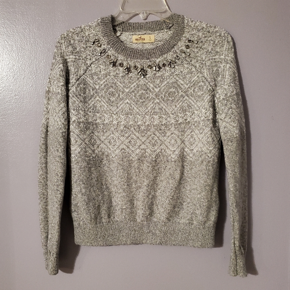 HOLLISTER Gray Pullover Jeweled Knitted Sweater Size S